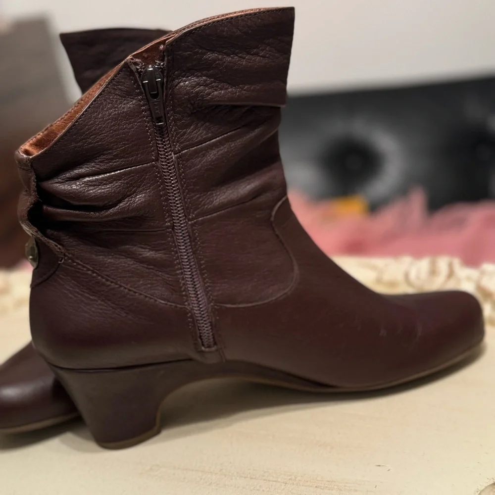 Eric Michael Women's  Julia Ankle Boot | Size 41